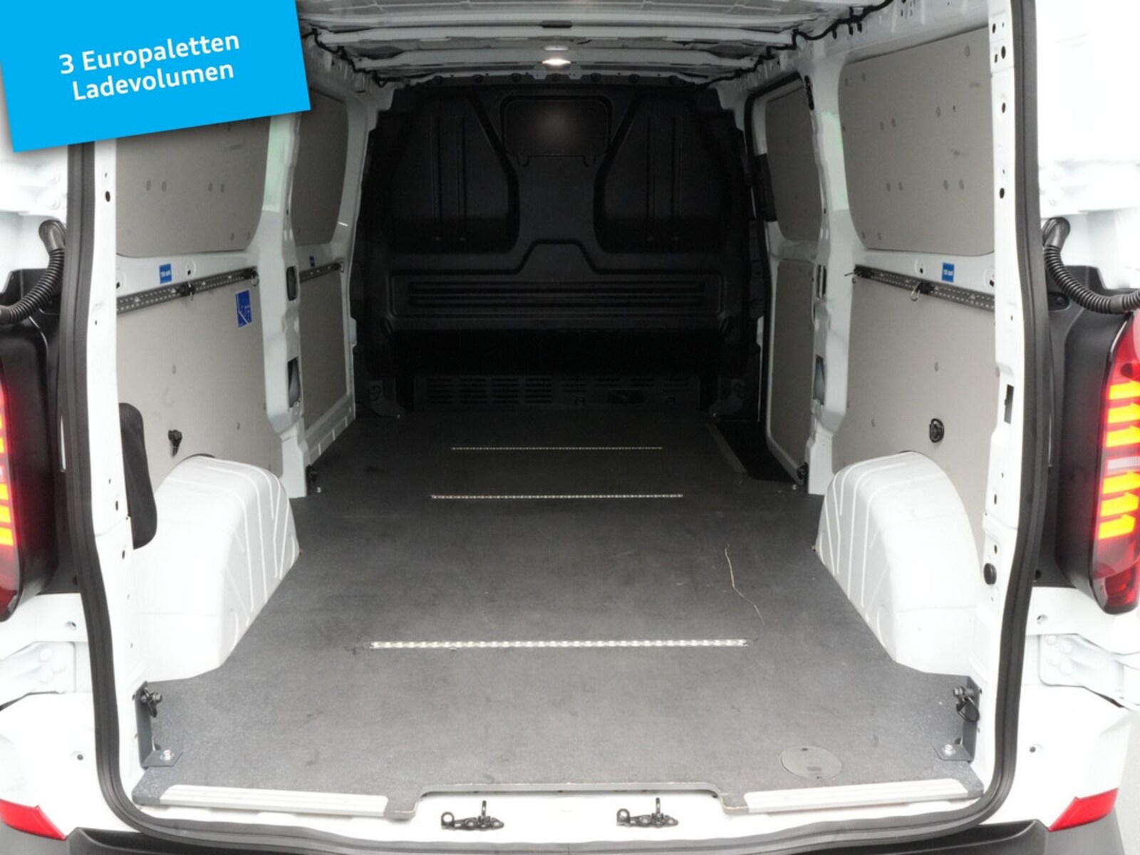 Volkswagen Transporter Kasten langer Radstand – Bild 9