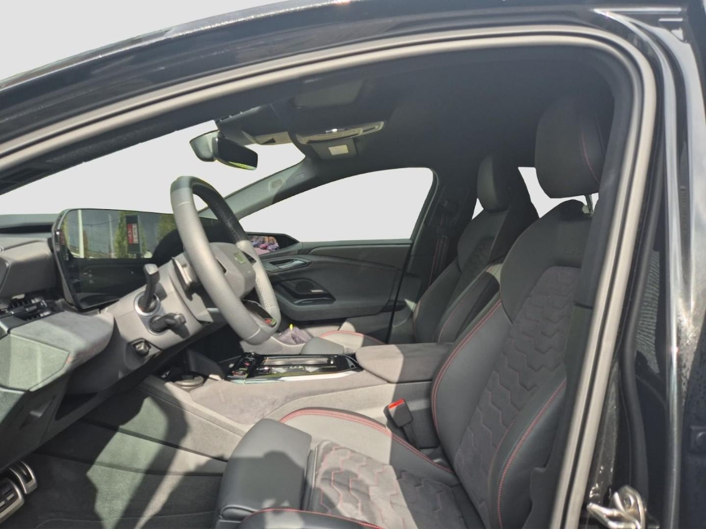Bild über Audi S6 Avant e-tron e-tron quattro - für weitere Informationen kontaktieren Sie den Audi Partner