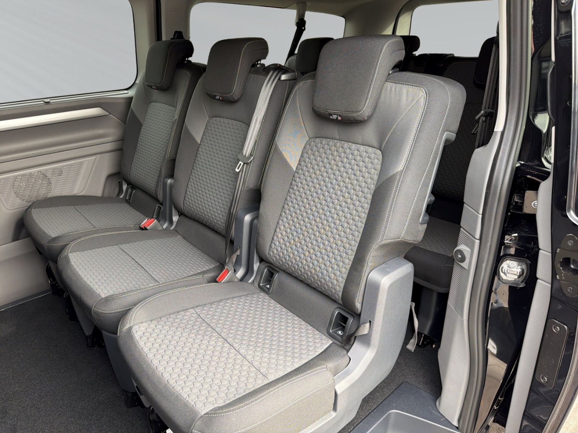 Volkswagen Caravelle langer Radstand Style