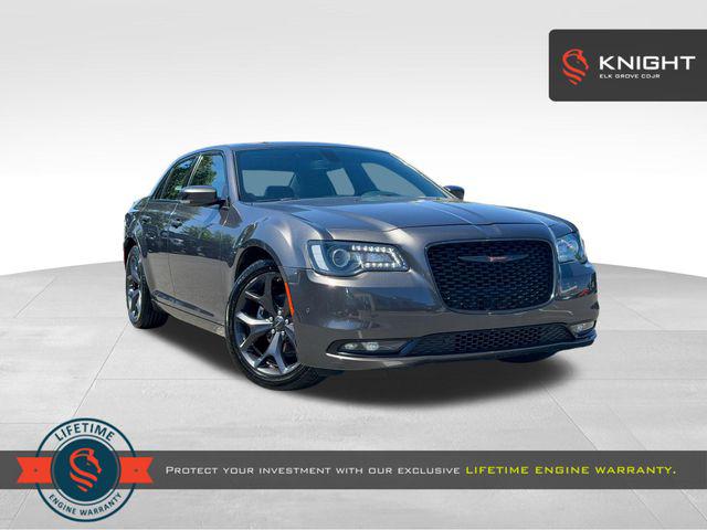 2023 Chrysler 300 S's photo