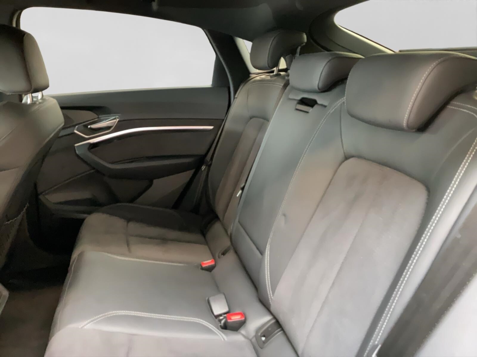 Audi Q8 Sportback e-tron – Bild 13