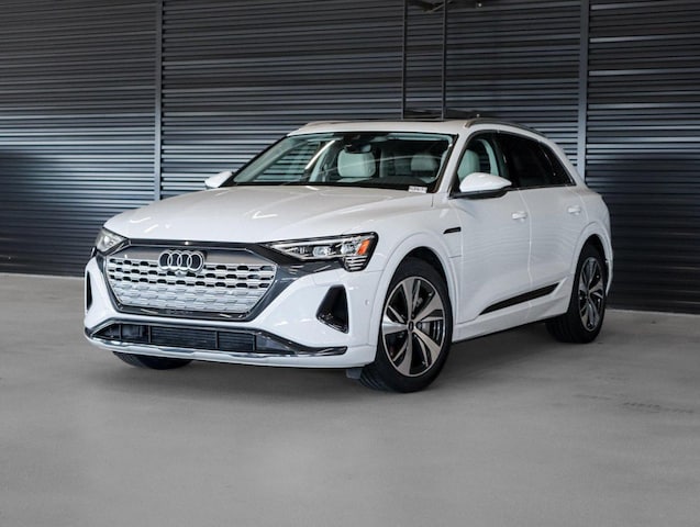 2024 Audi Q8 e-tron