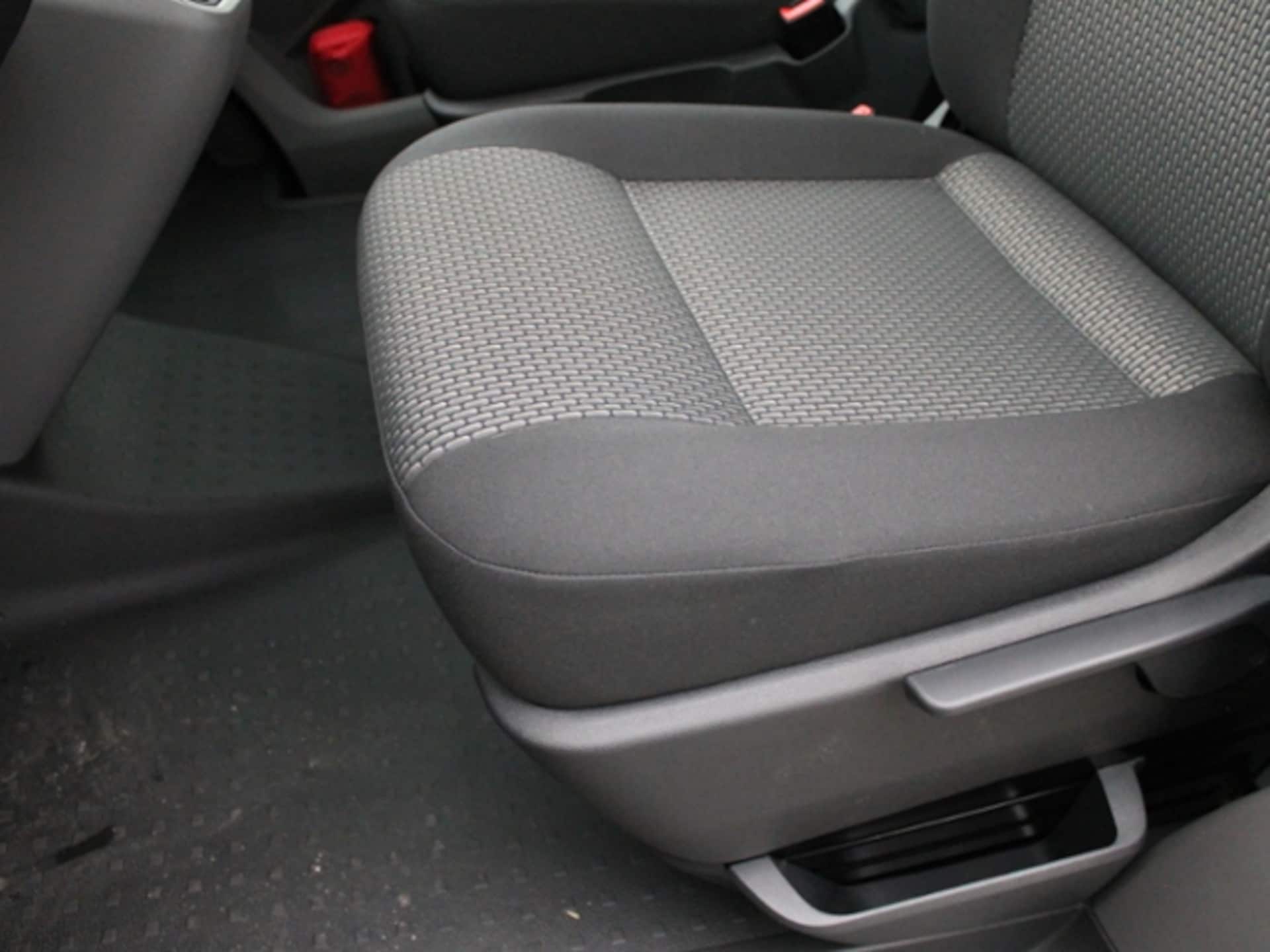 Volkswagen T6.1 Transporter Kasten langer Radstand