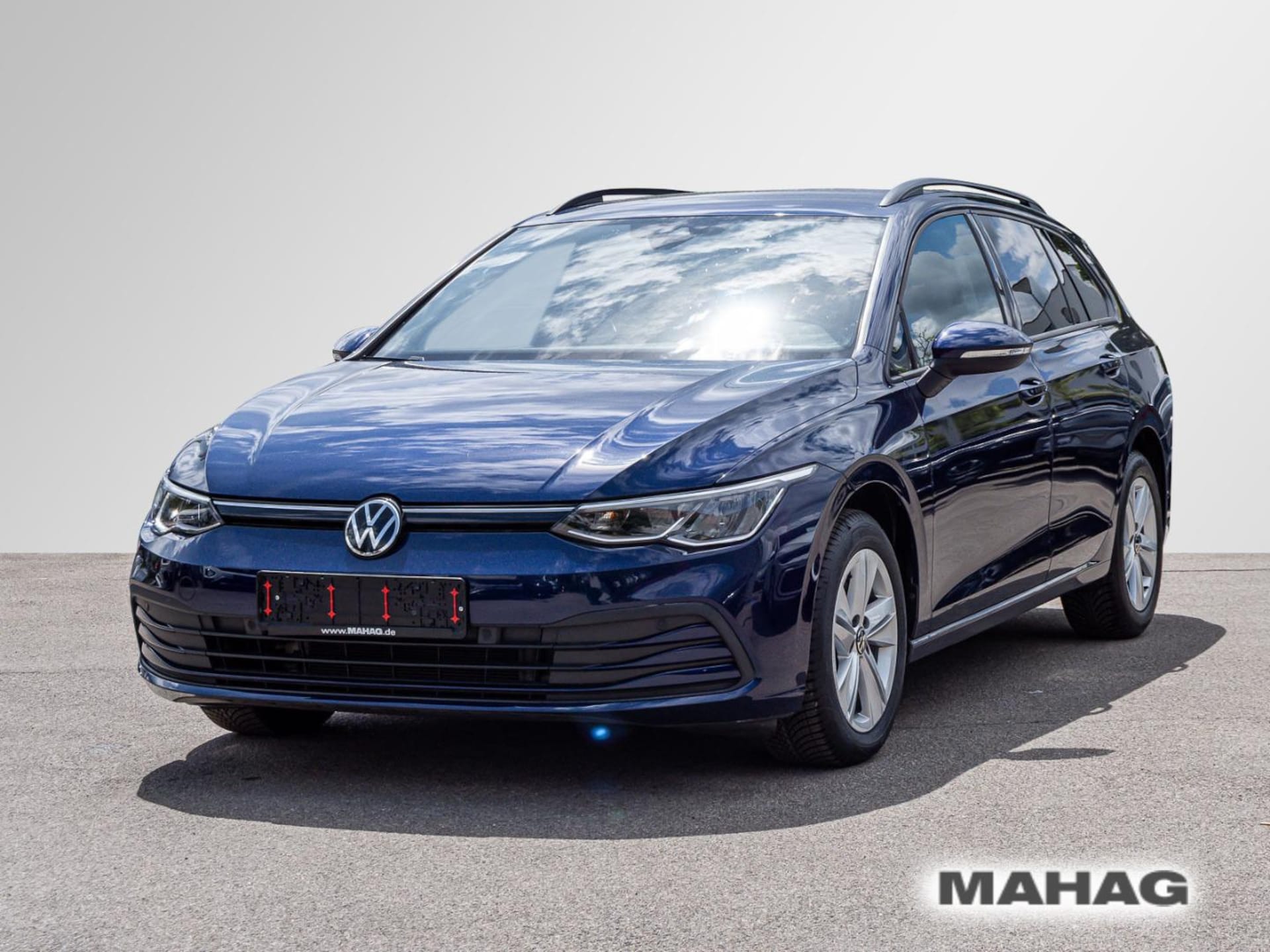 Volkswagen Golf Variant Life