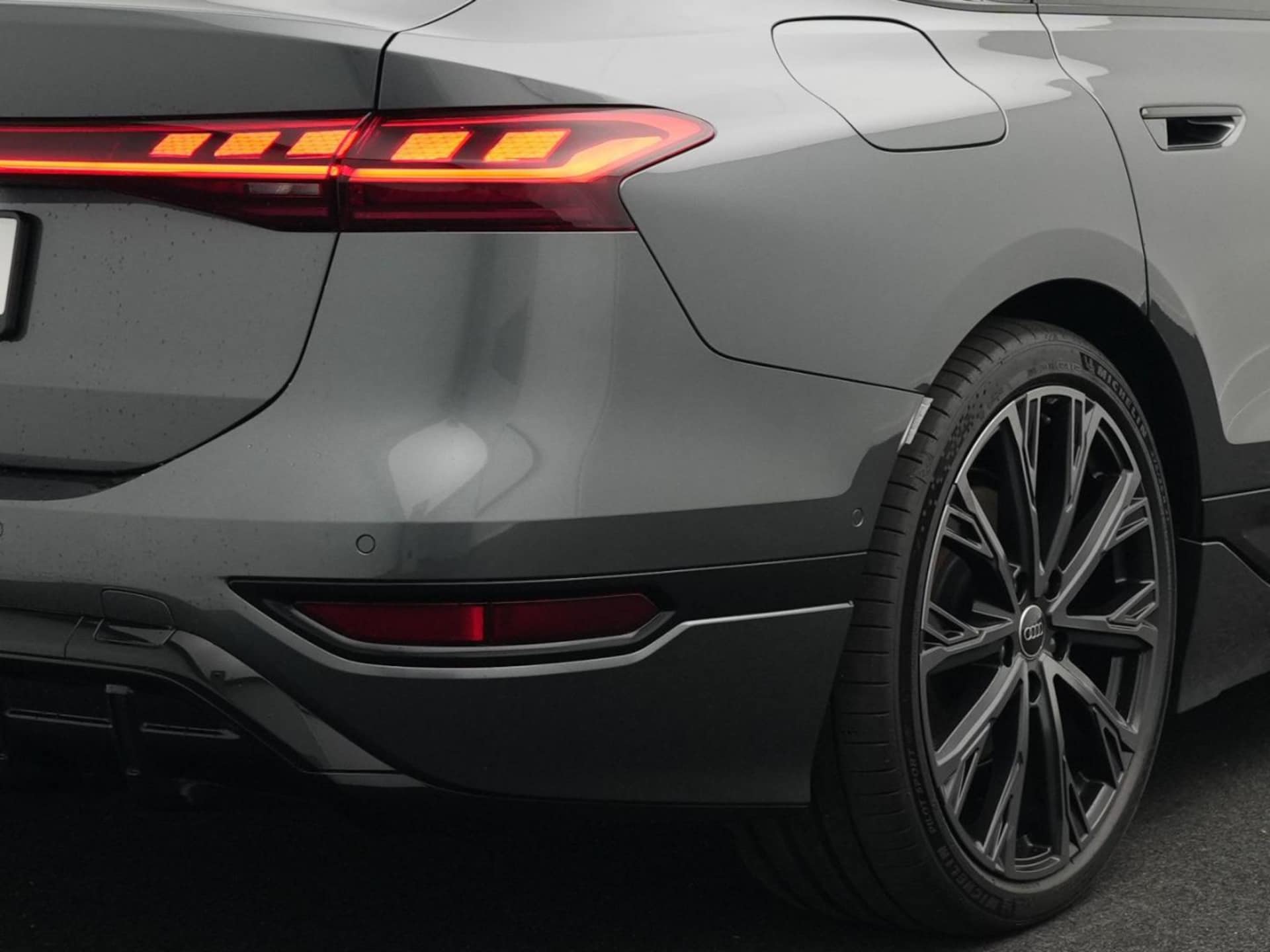 Audi A6 Sportback e-tron edition one