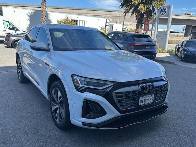 2024 Audi Q8 Sportback e-tron