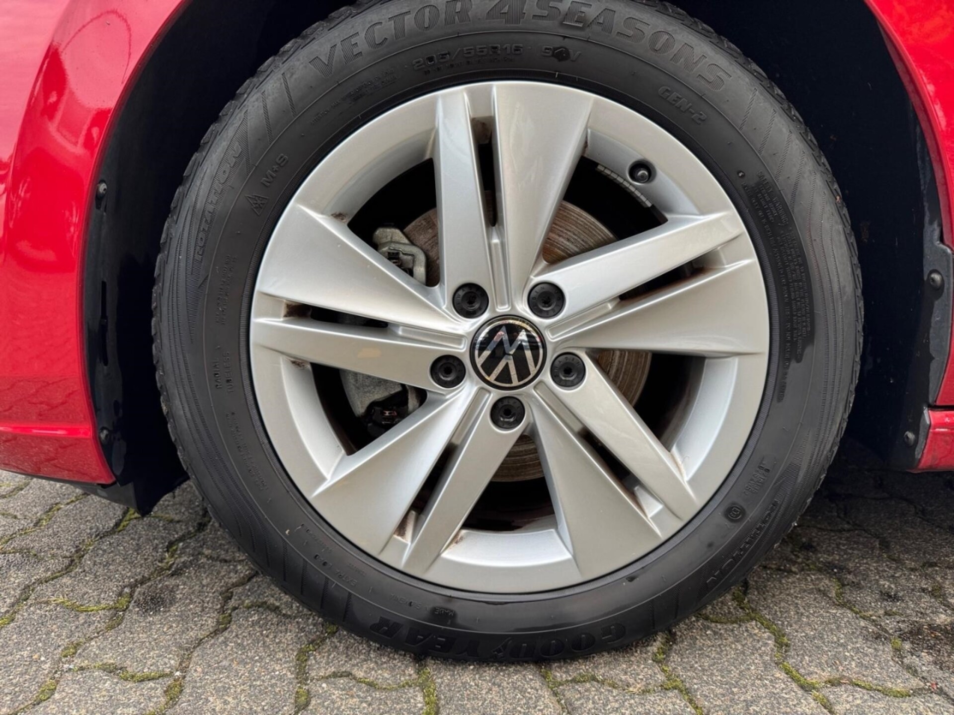 Volkswagen Golf Variant Life