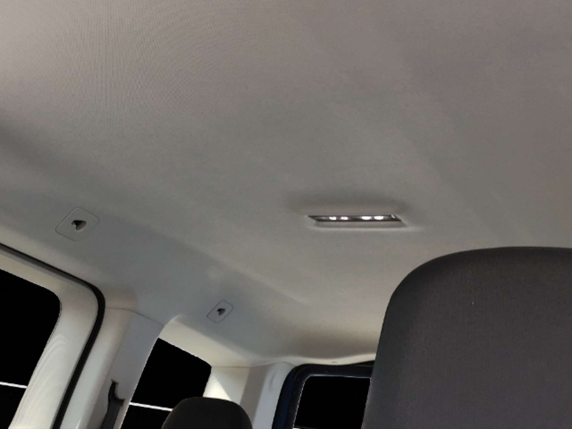 Volkswagen Caddy Basis-Modell
