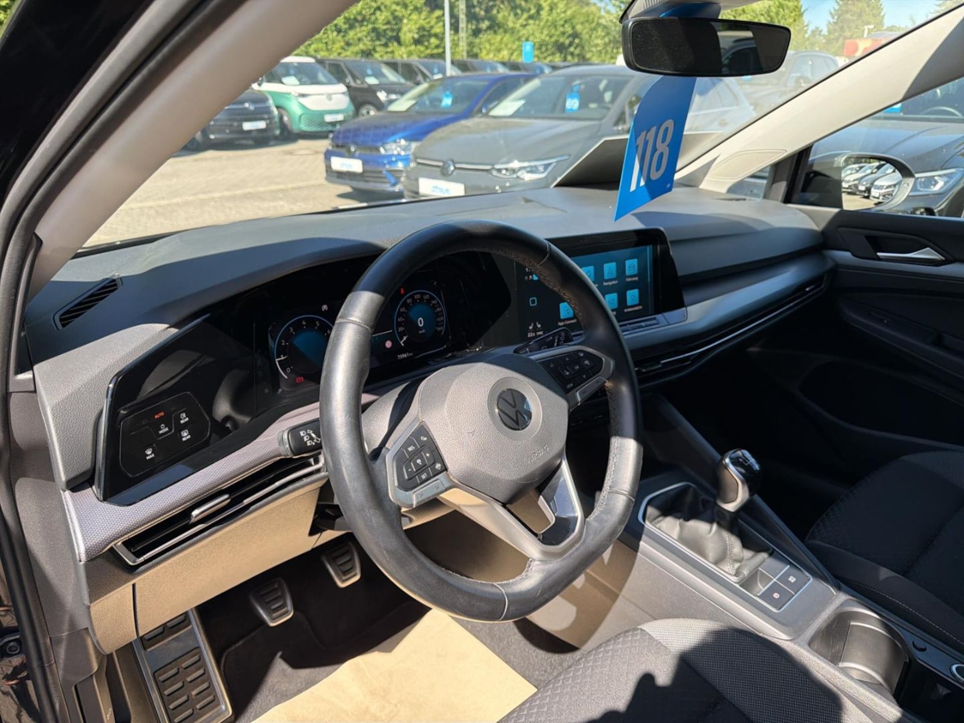Volkswagen Golf Life