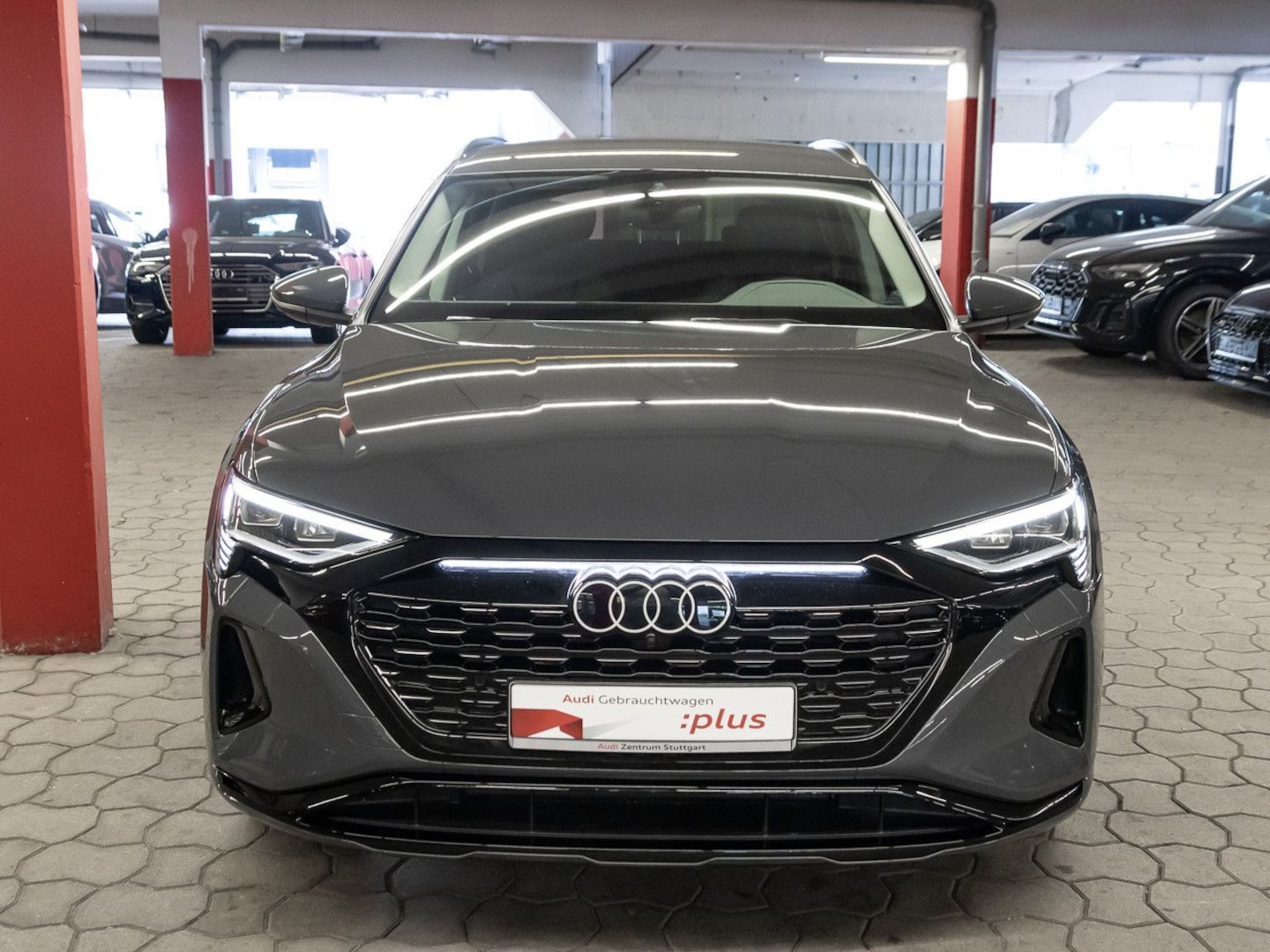 Bild über Audi Q8 e-tron advanced 50 e-tron quattro - für weitere Informationen kontaktieren Sie den Audi Partner