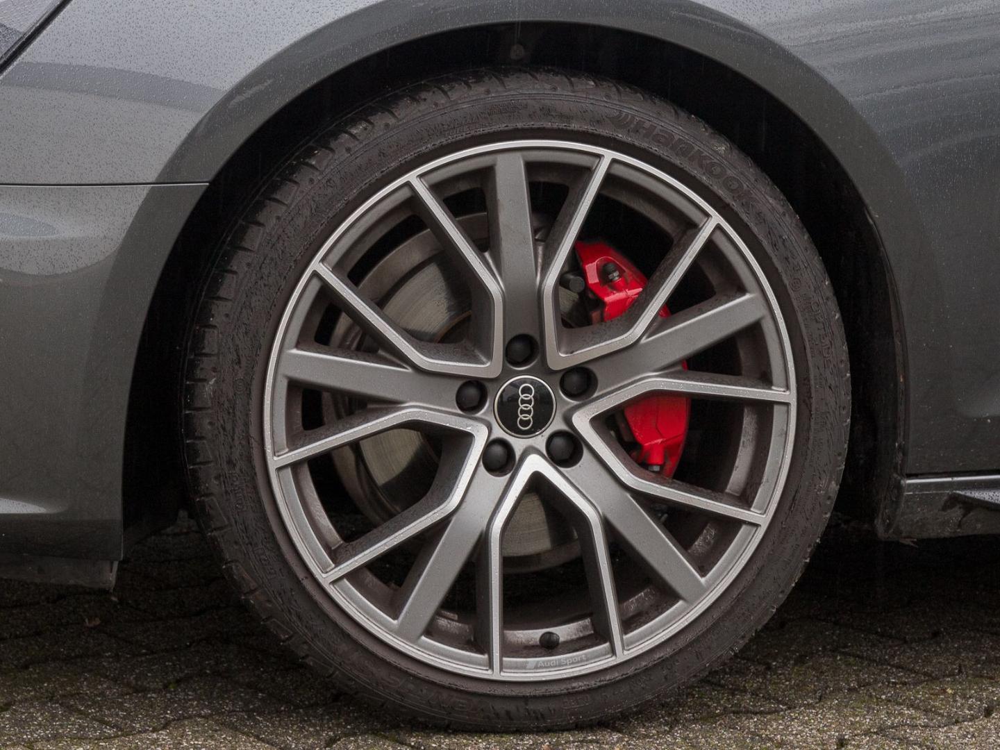 Image about Audi A4 Avant S line 40 TFSI quattro S tronic