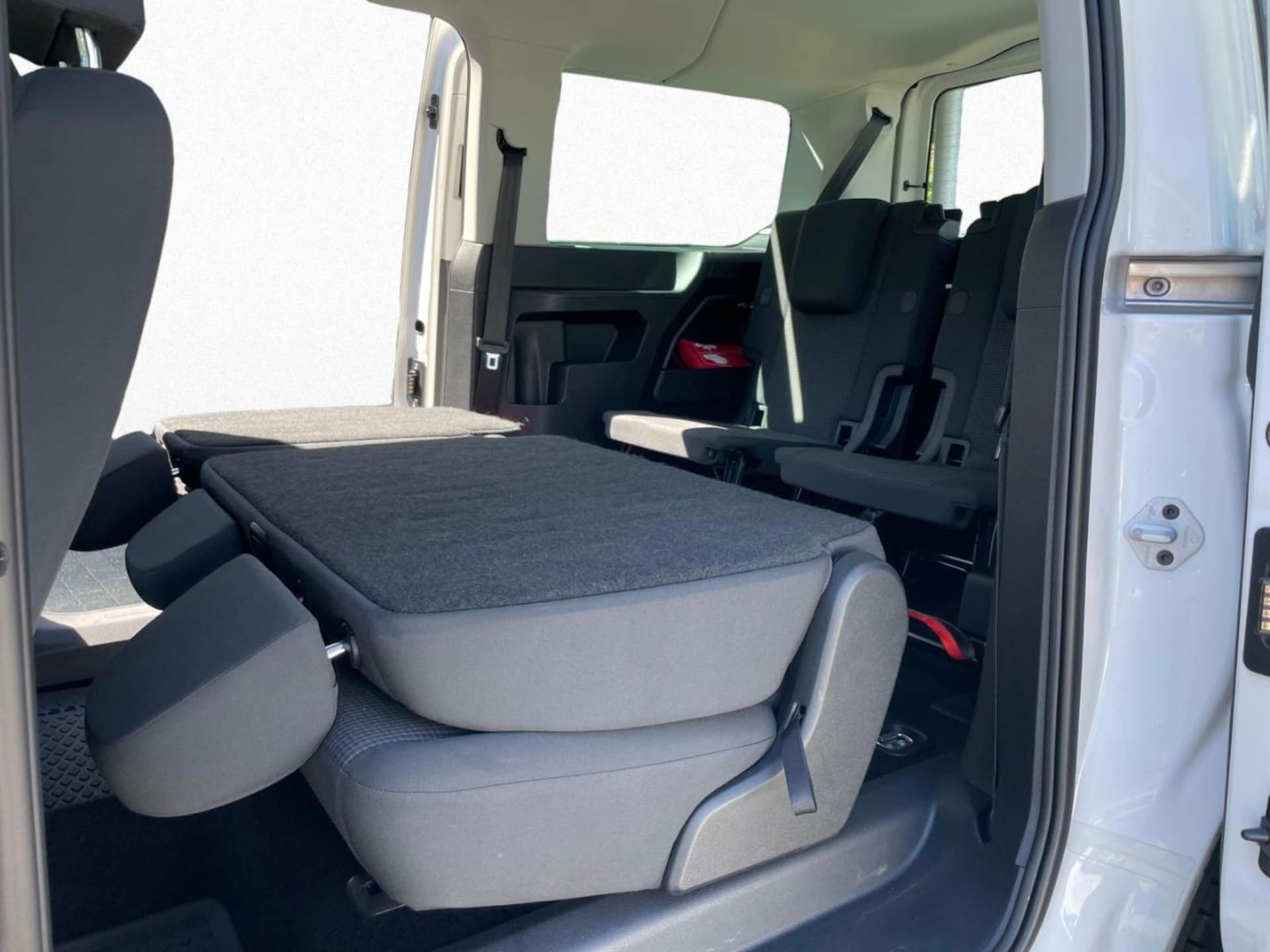 Volkswagen Caddy Maxi Basis-Modell