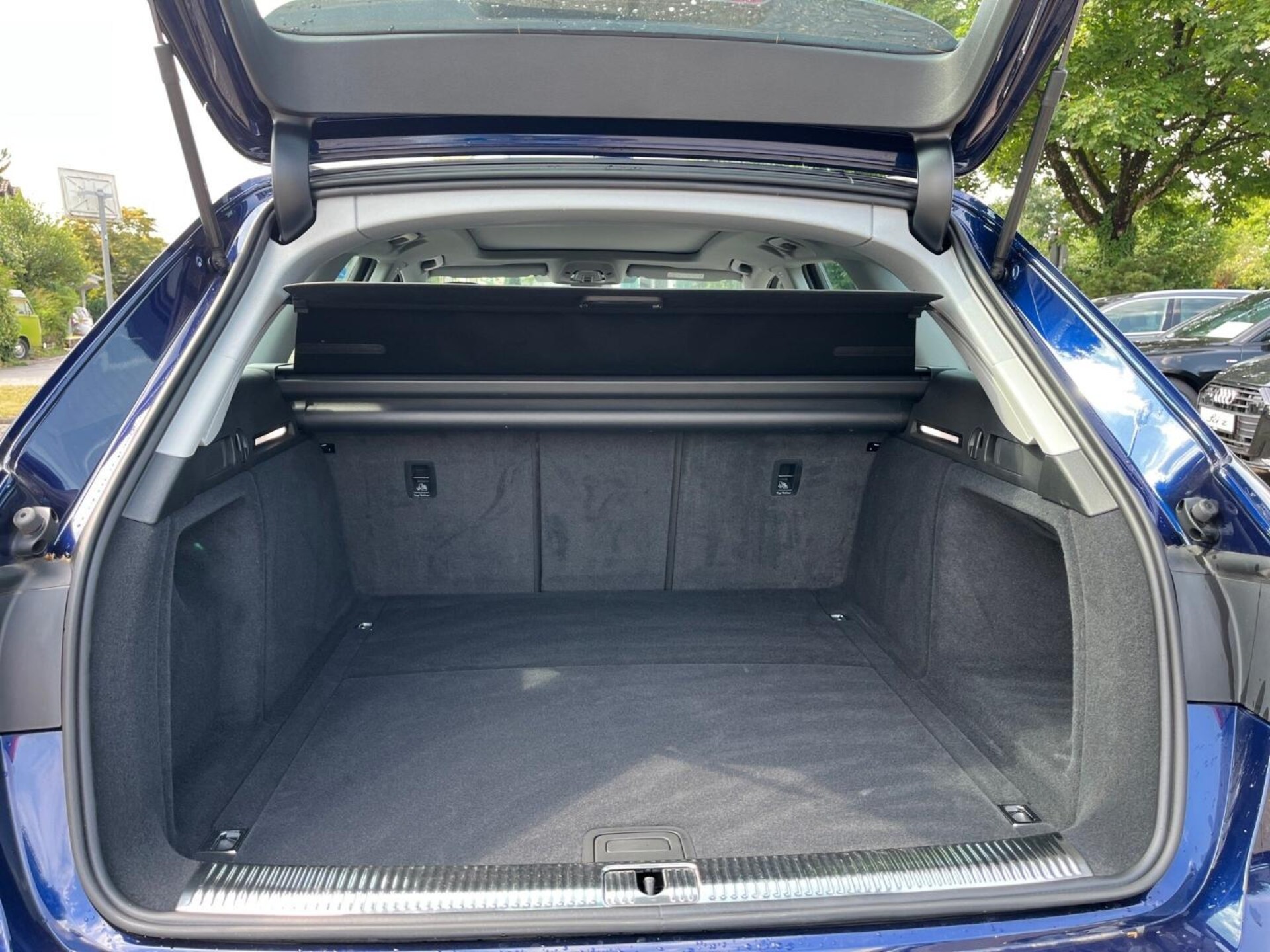 Audi A4 Avant S line
