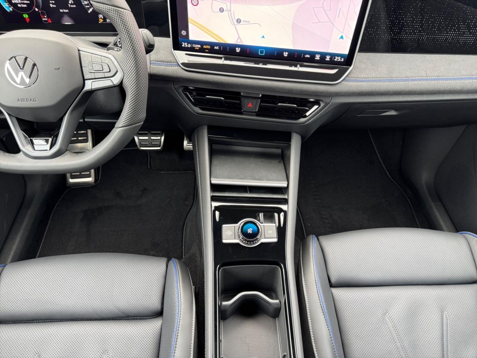 Volkswagen Tiguan – Bild 12