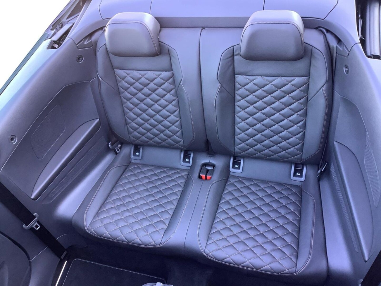 Volkswagen T-Roc Cabriolet – Bild 9