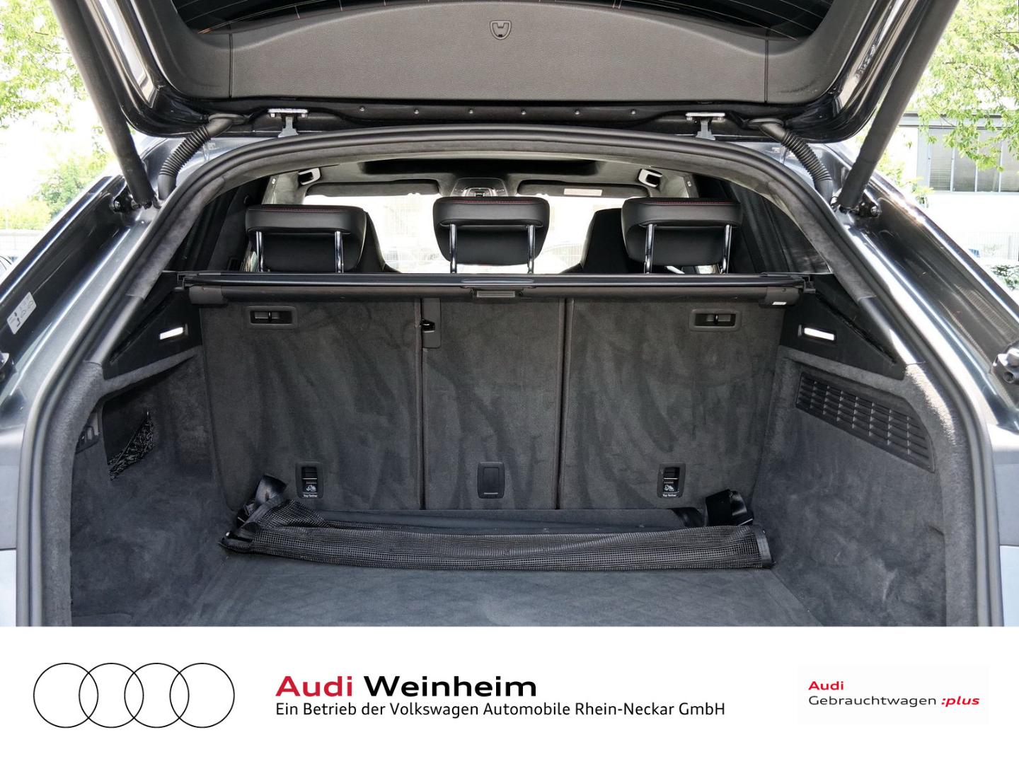 Image about Audi RS Q8 TFSI quattro tiptronic