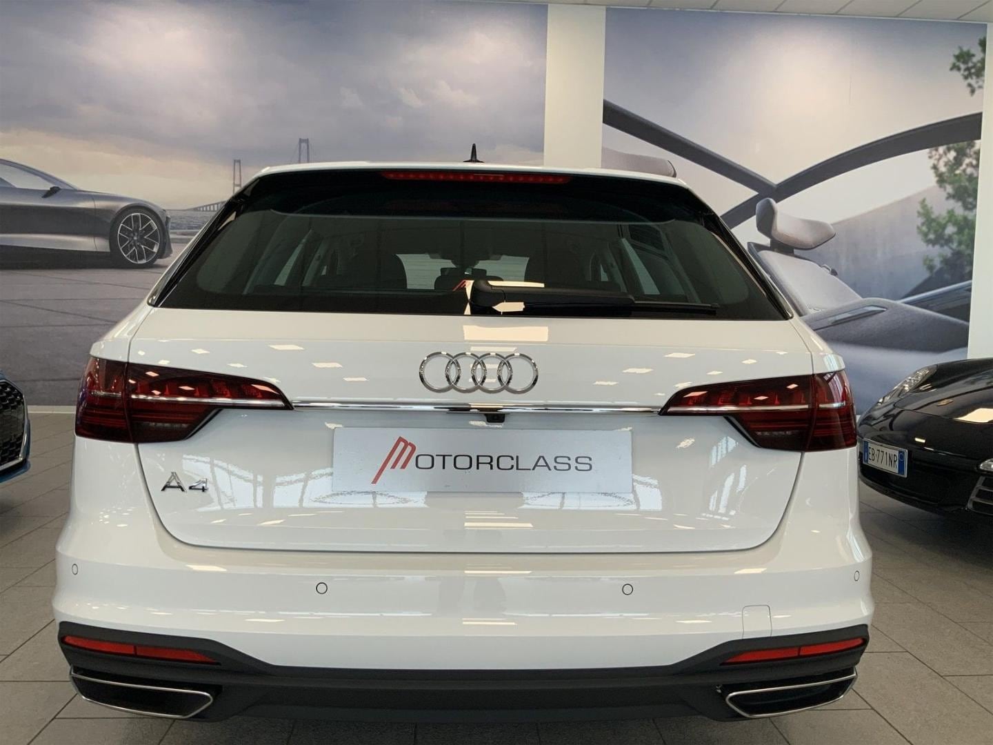 Immagine di Audi A4 Avant Business 30 TDI 100 kW (136 CV) S tronic - Vista: for more details contact your dealer