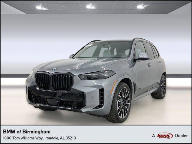 2026 BMW X5 xDrive50e's photo
