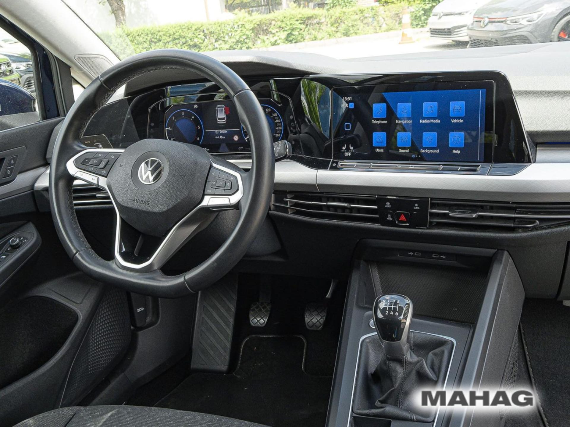 Volkswagen Golf Variant Life