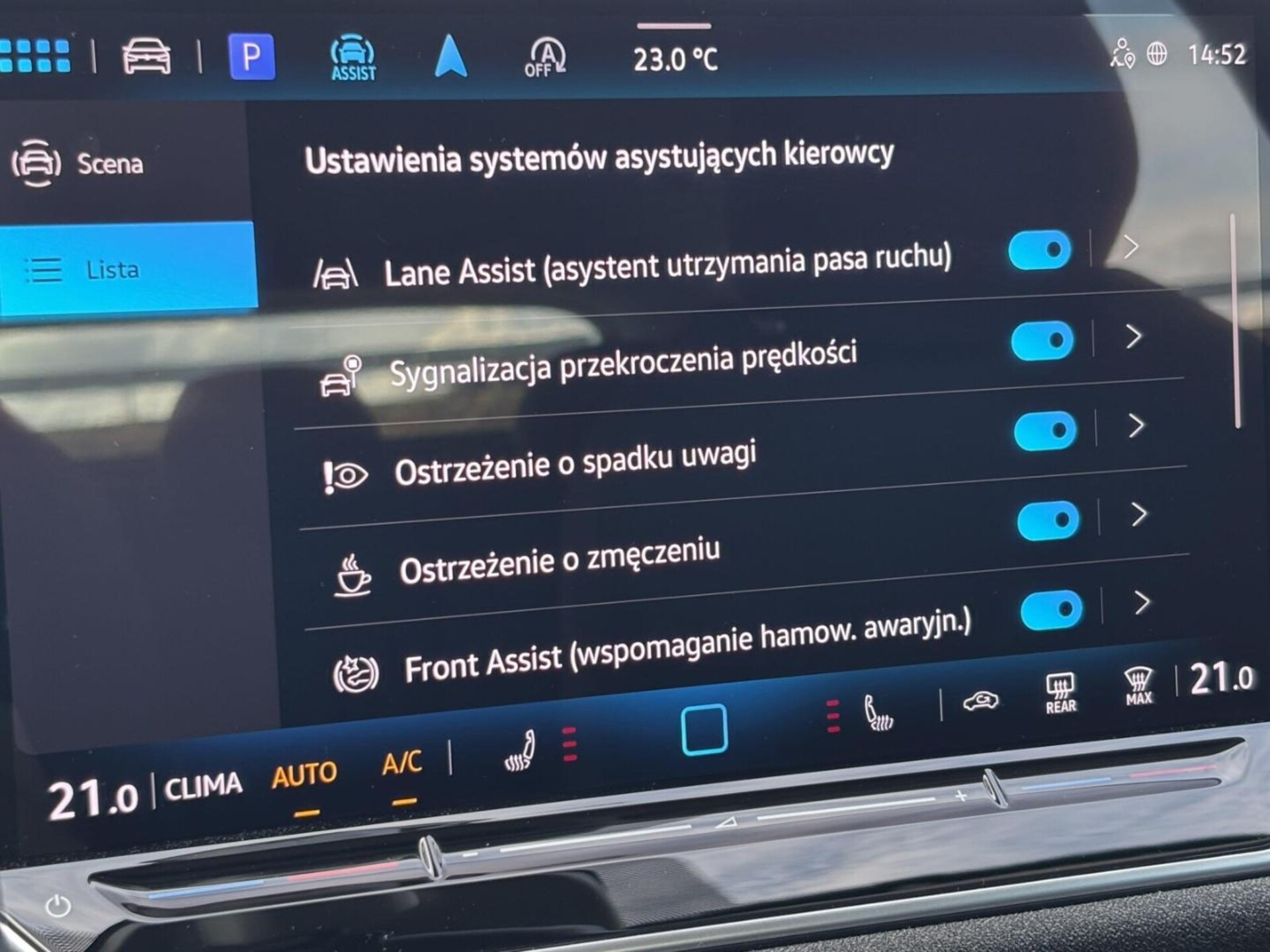 Volkswagen Passat Model bazowy