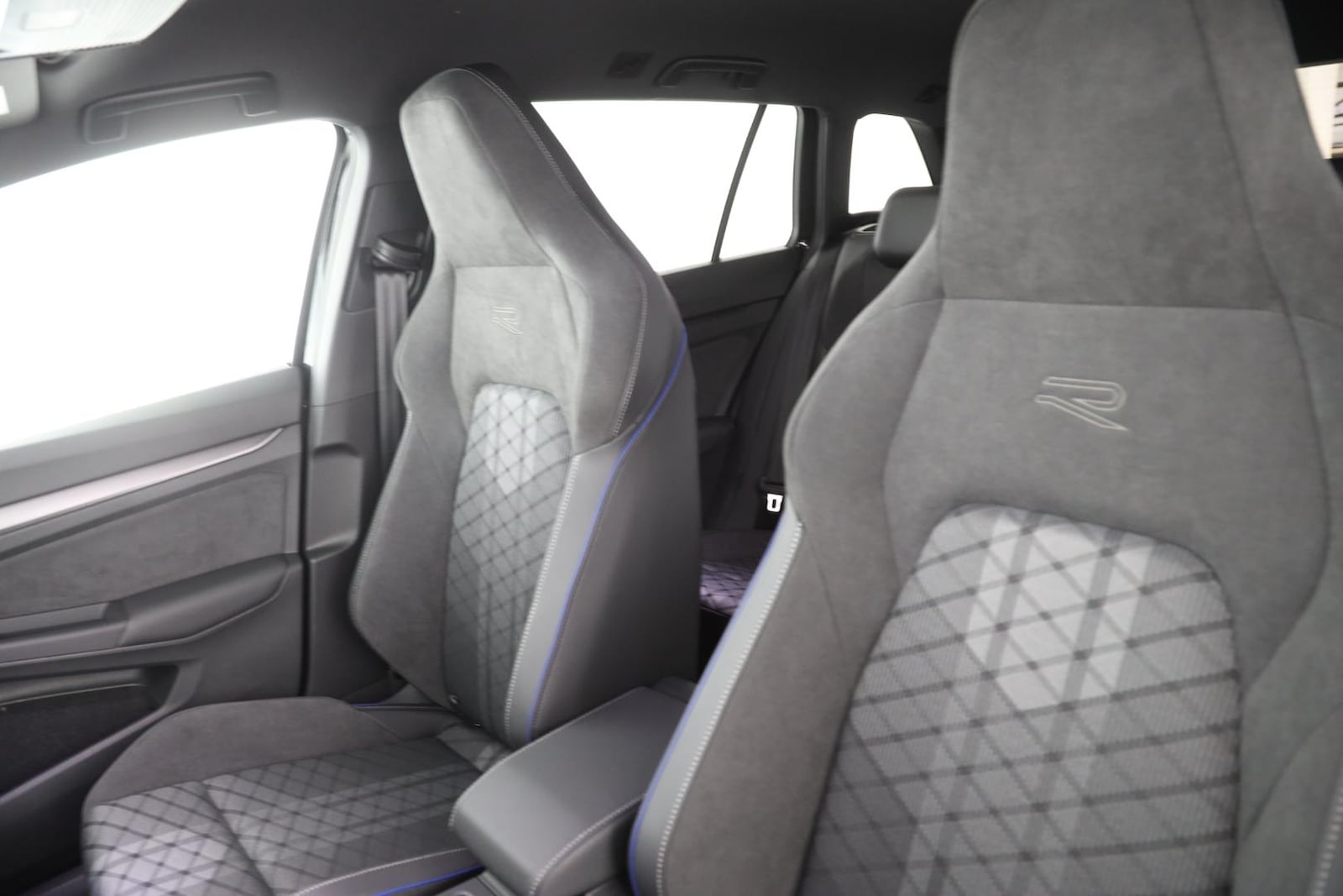 Volkswagen Golf Variant – Bild 12