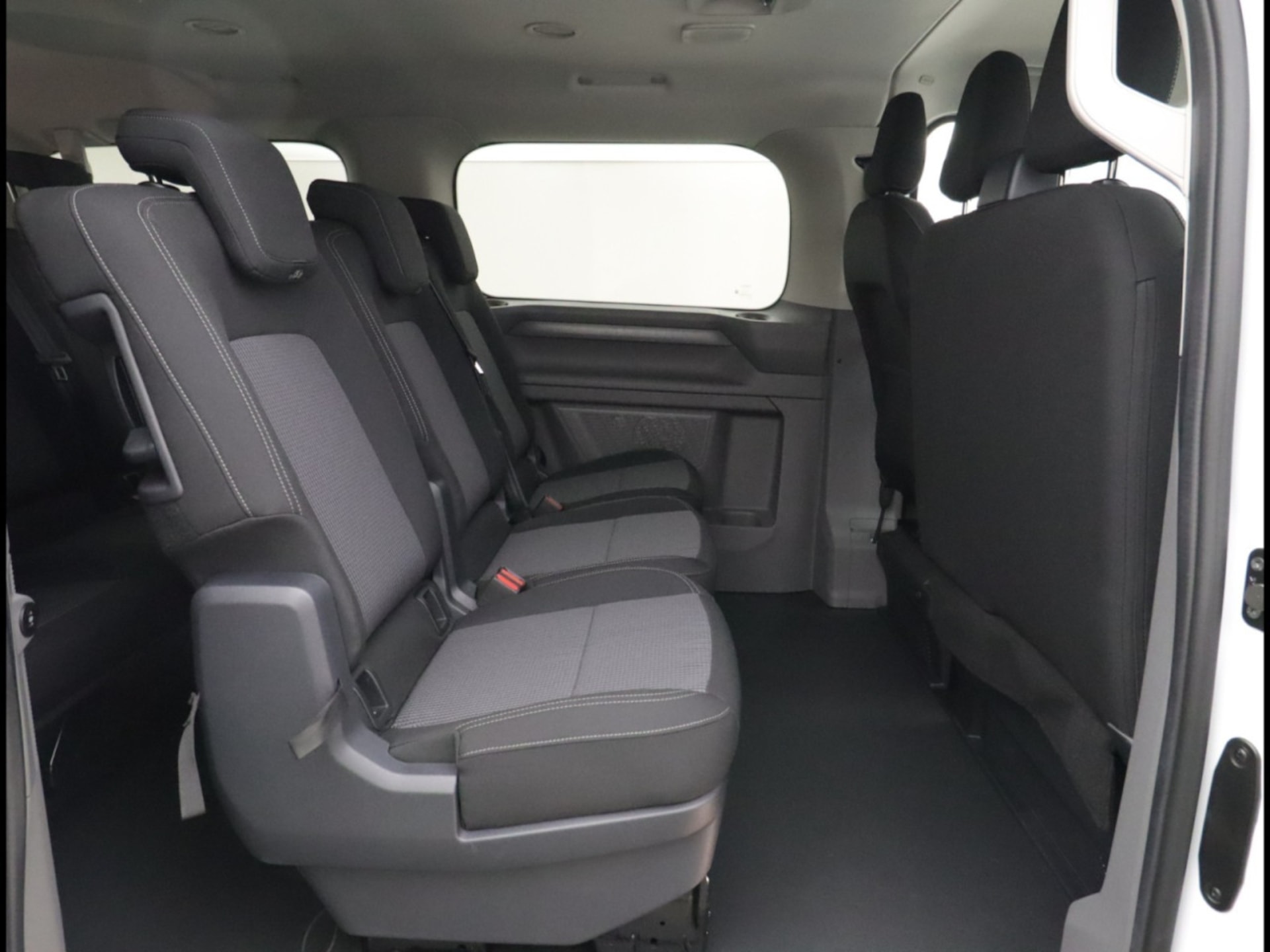 Volkswagen e-Caravelle