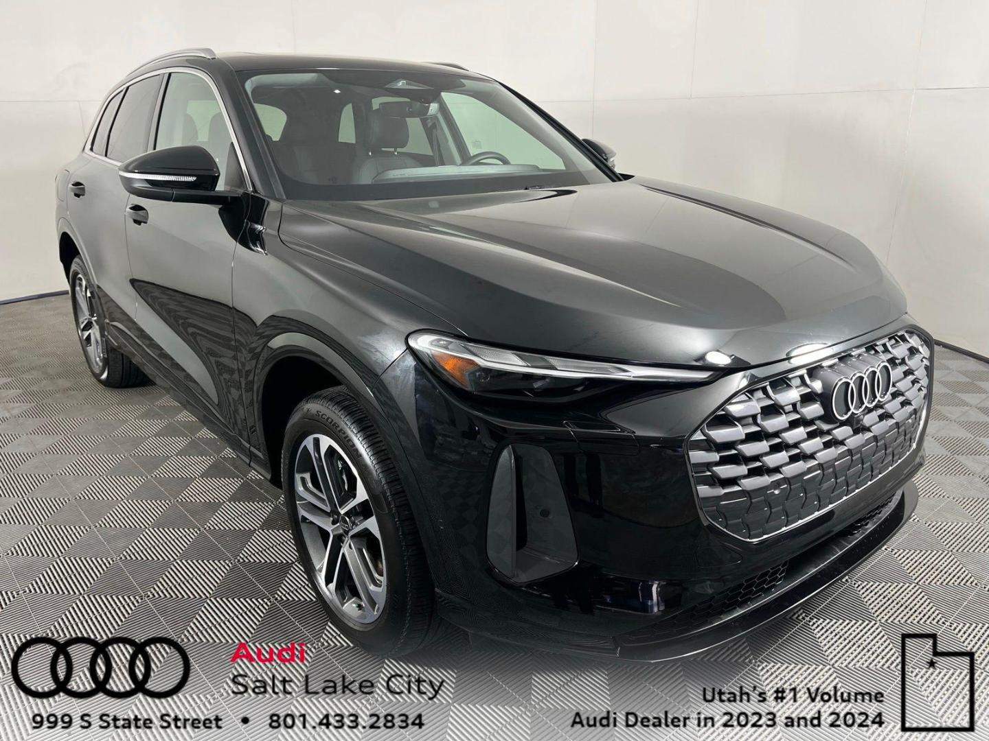 2025 Audi Q5 40 Premium's photo