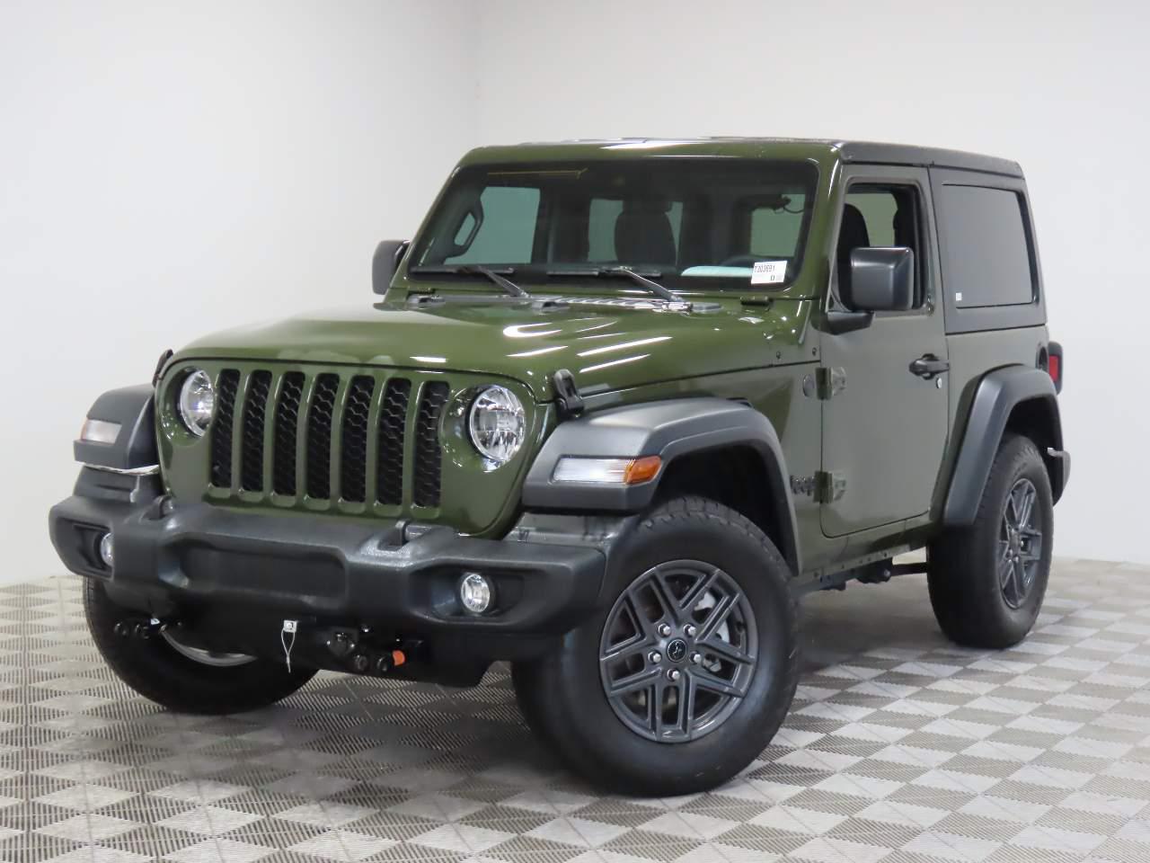 2024 Jeep Wrangler Sport S's photo