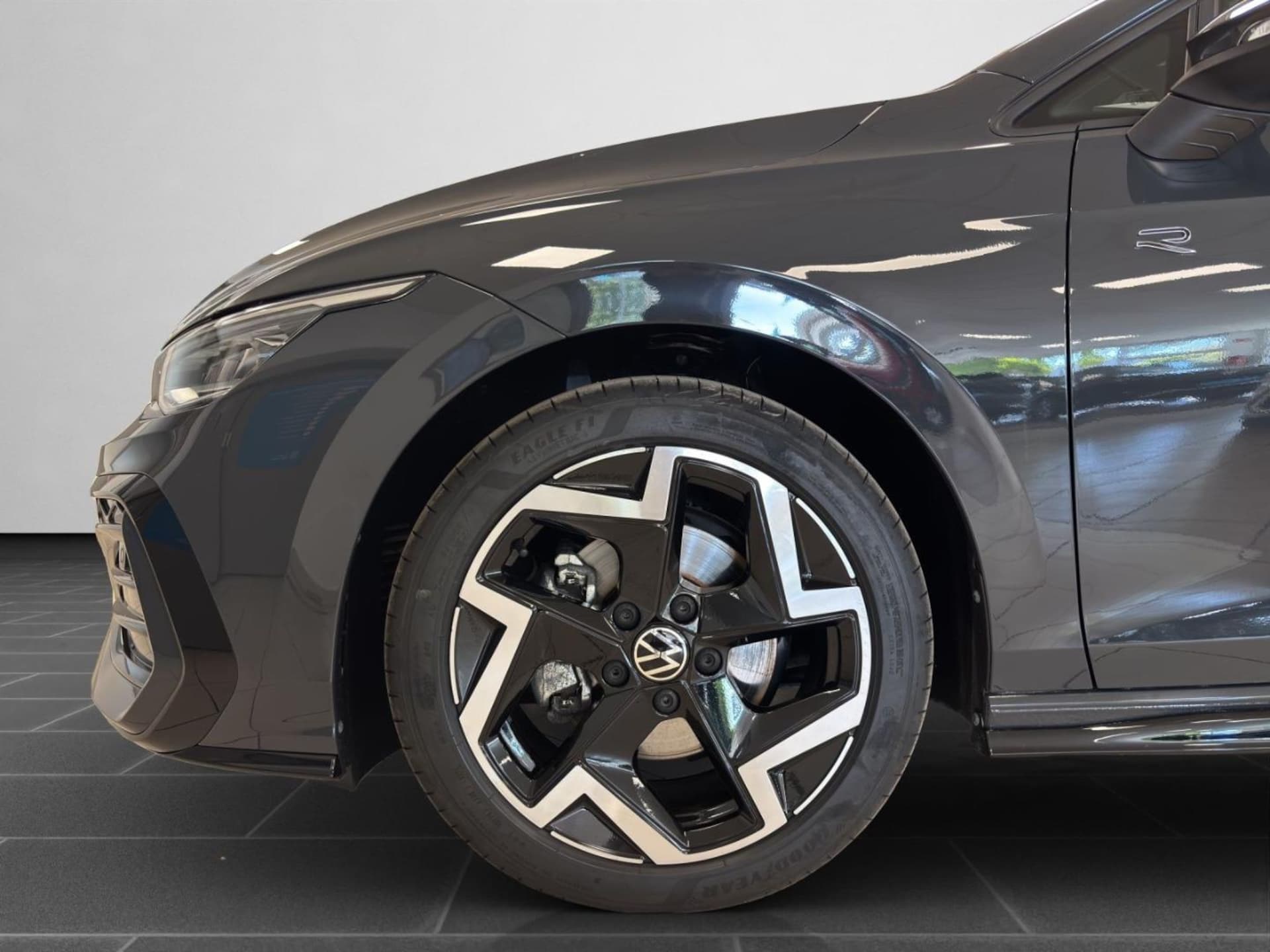 Volkswagen Golf Variant R-Line