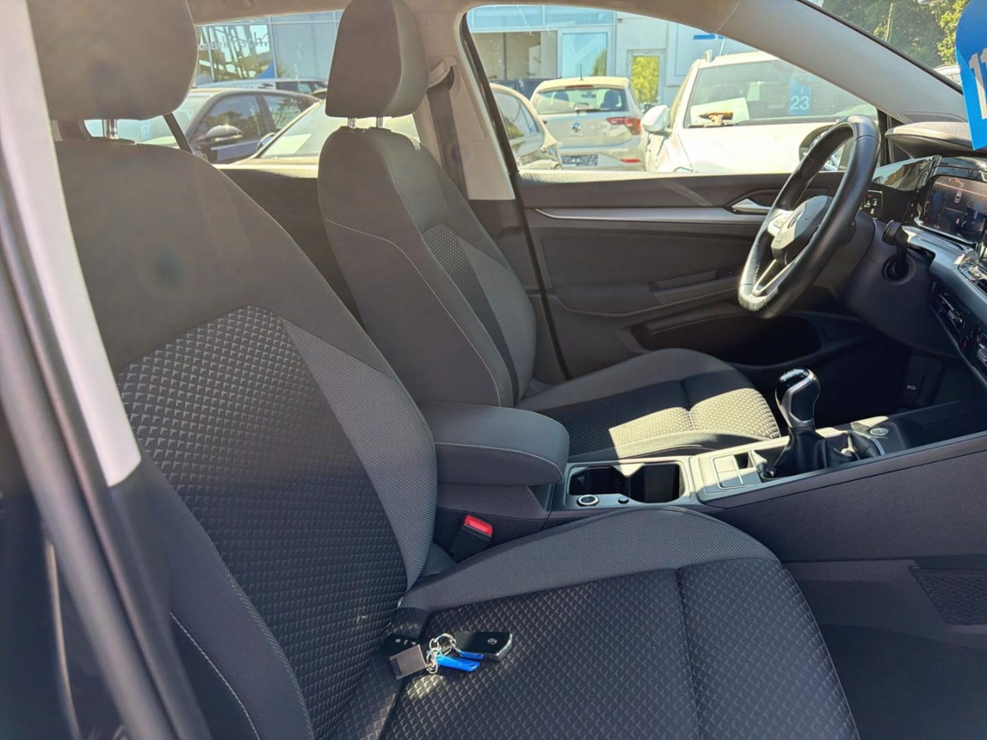 Volkswagen Golf Life