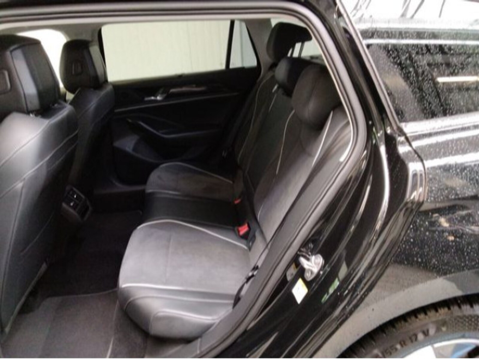Volkswagen Passat – Bild 8