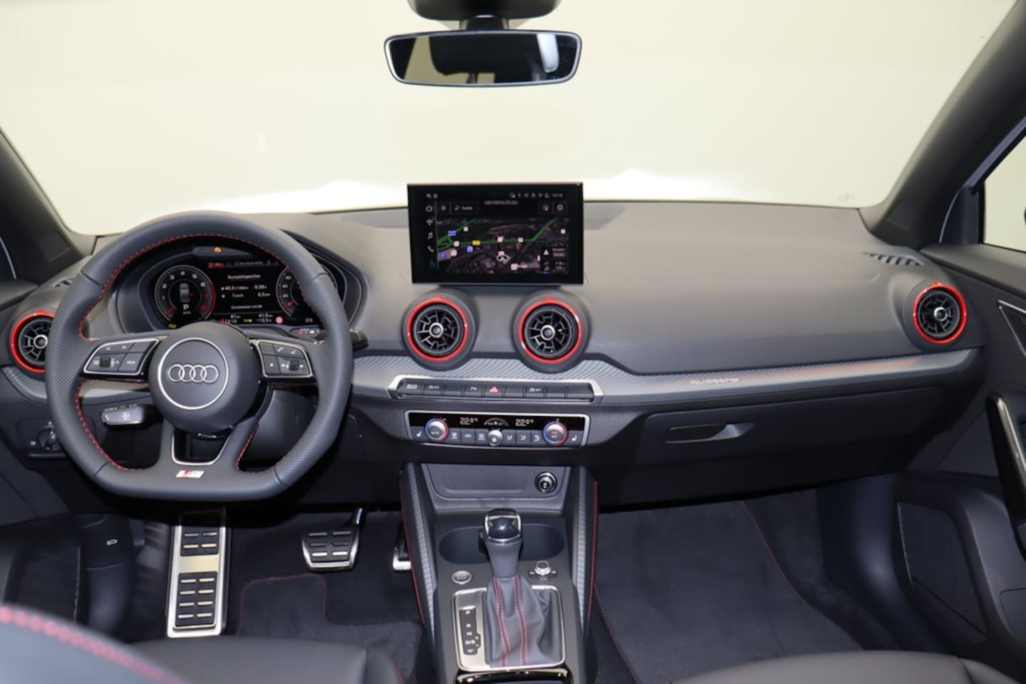Bild über Audi Q2 S line 40 TFSI quattro S tronic - für weitere Informationen kontaktieren Sie den Audi Partner