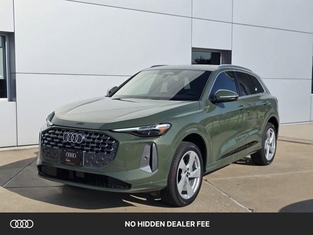 2026 Audi Q5 Premium Plus quattro's photo