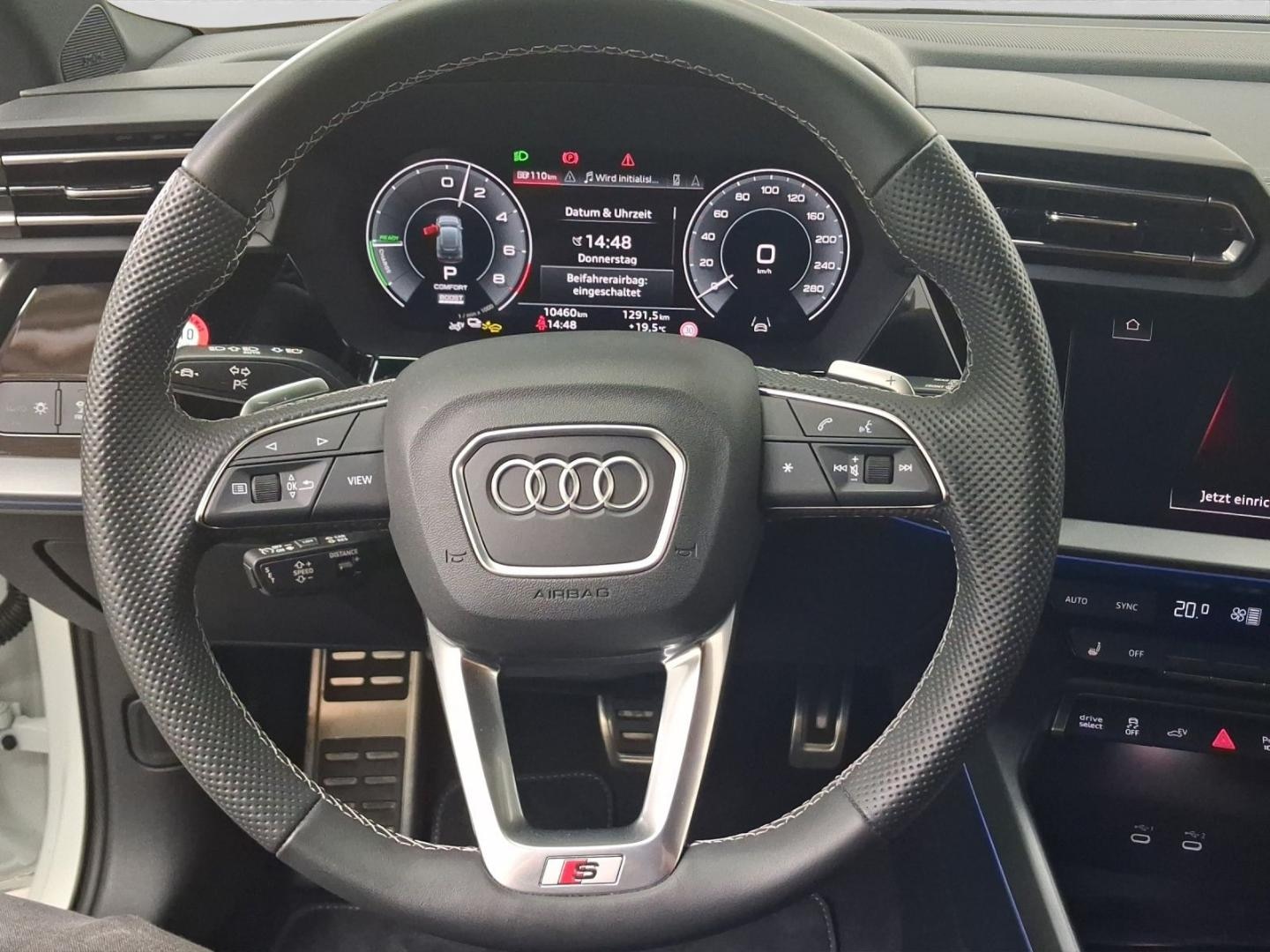 Bild über Audi A3 allstreet TFSI e 40 TFSI e S tronic - für weitere Informationen kontaktieren Sie den Audi Partner