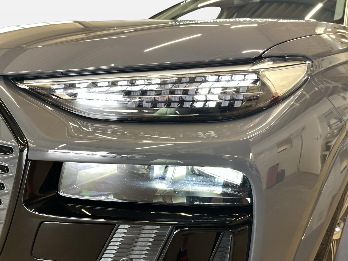 Bild über Audi Q6 SUV e-tron e-tron quattro - für weitere Informationen kontaktieren Sie den Audi Partner