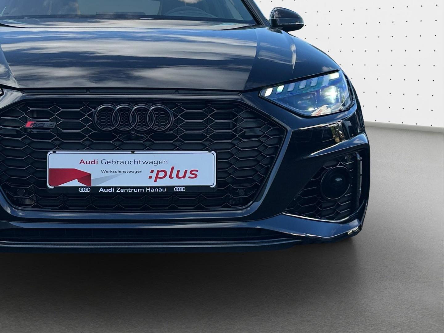 Image about Audi RS 4 Avant TFSI quattro tiptronic