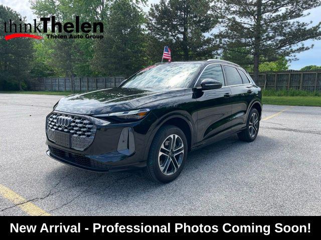 2025 Audi Q5 40 Premium's photo