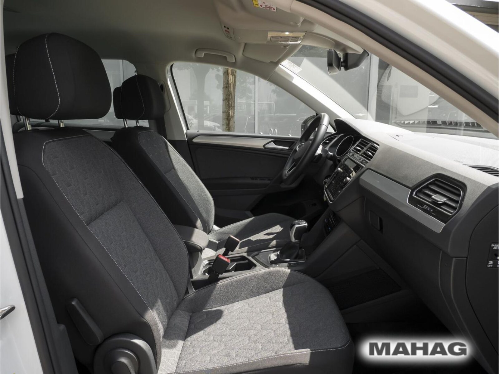 Volkswagen Tiguan – Bild 14