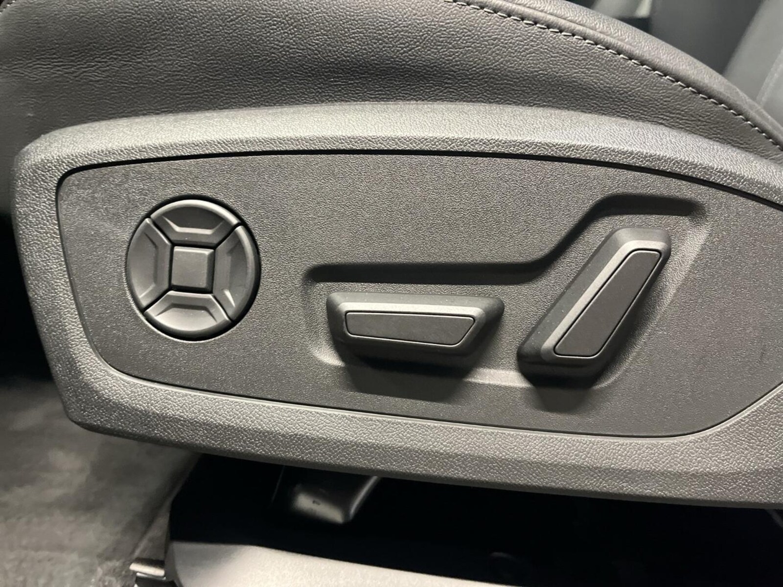 Audi Q6 e-tron – Bild 15