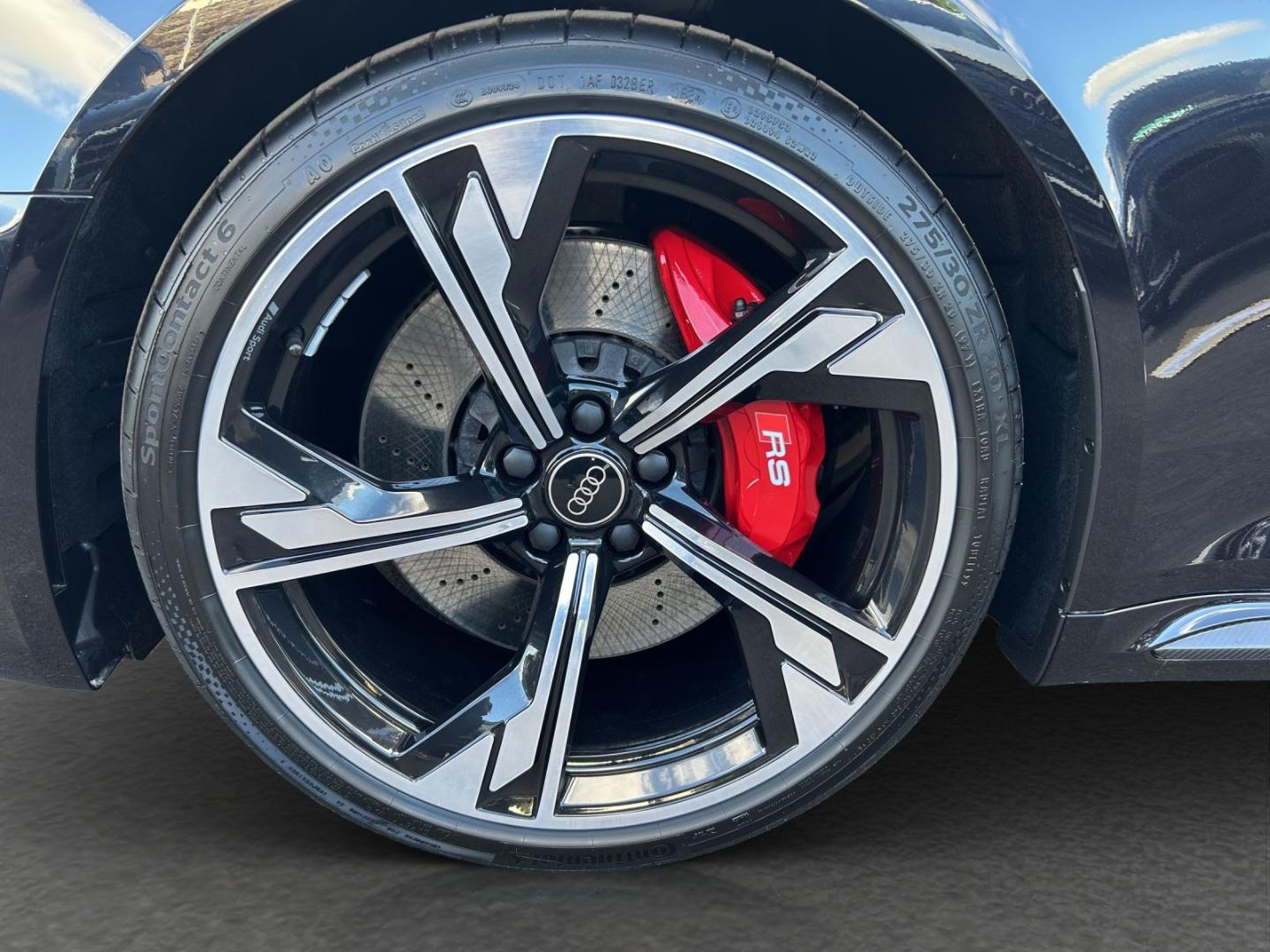 Image about Audi RS 4 Avant TFSI quattro tiptronic