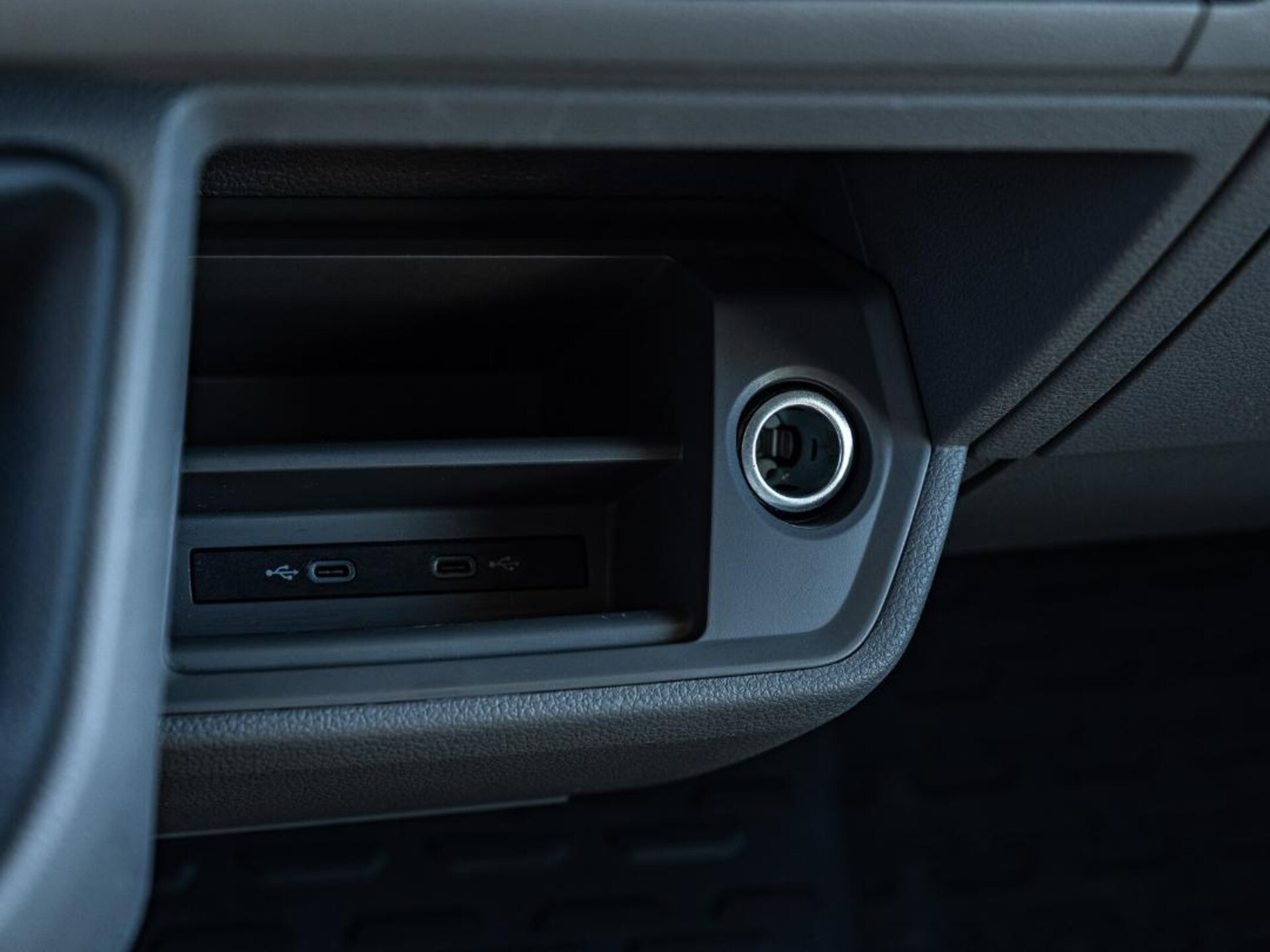 Volkswagen Crafter Kasten mittlerer Radstand