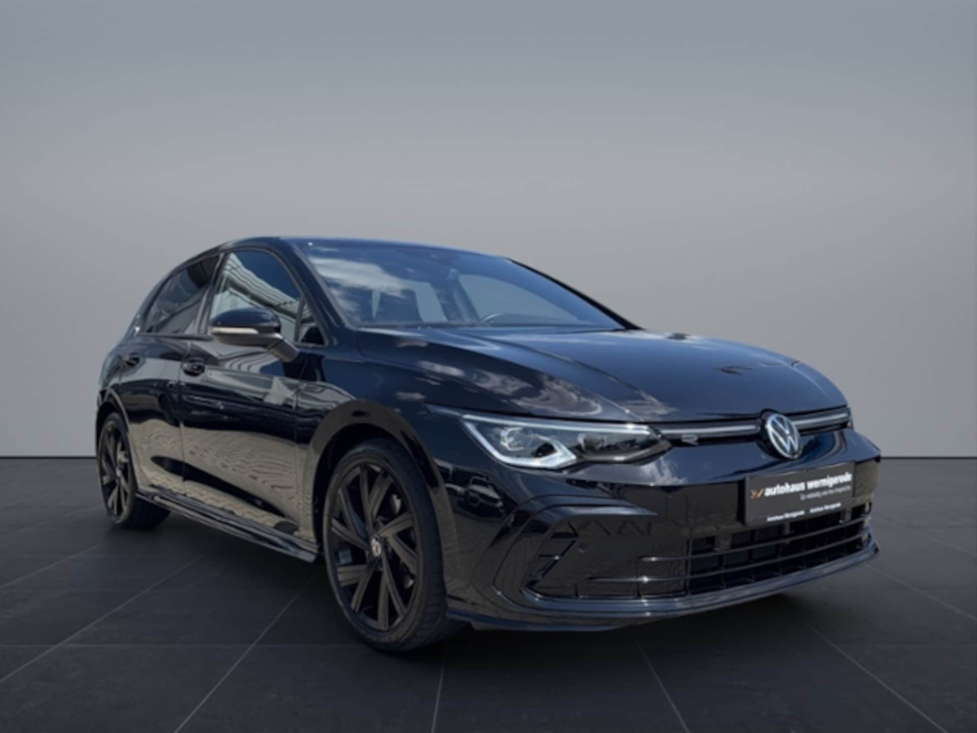 Volkswagen Golf R-Line