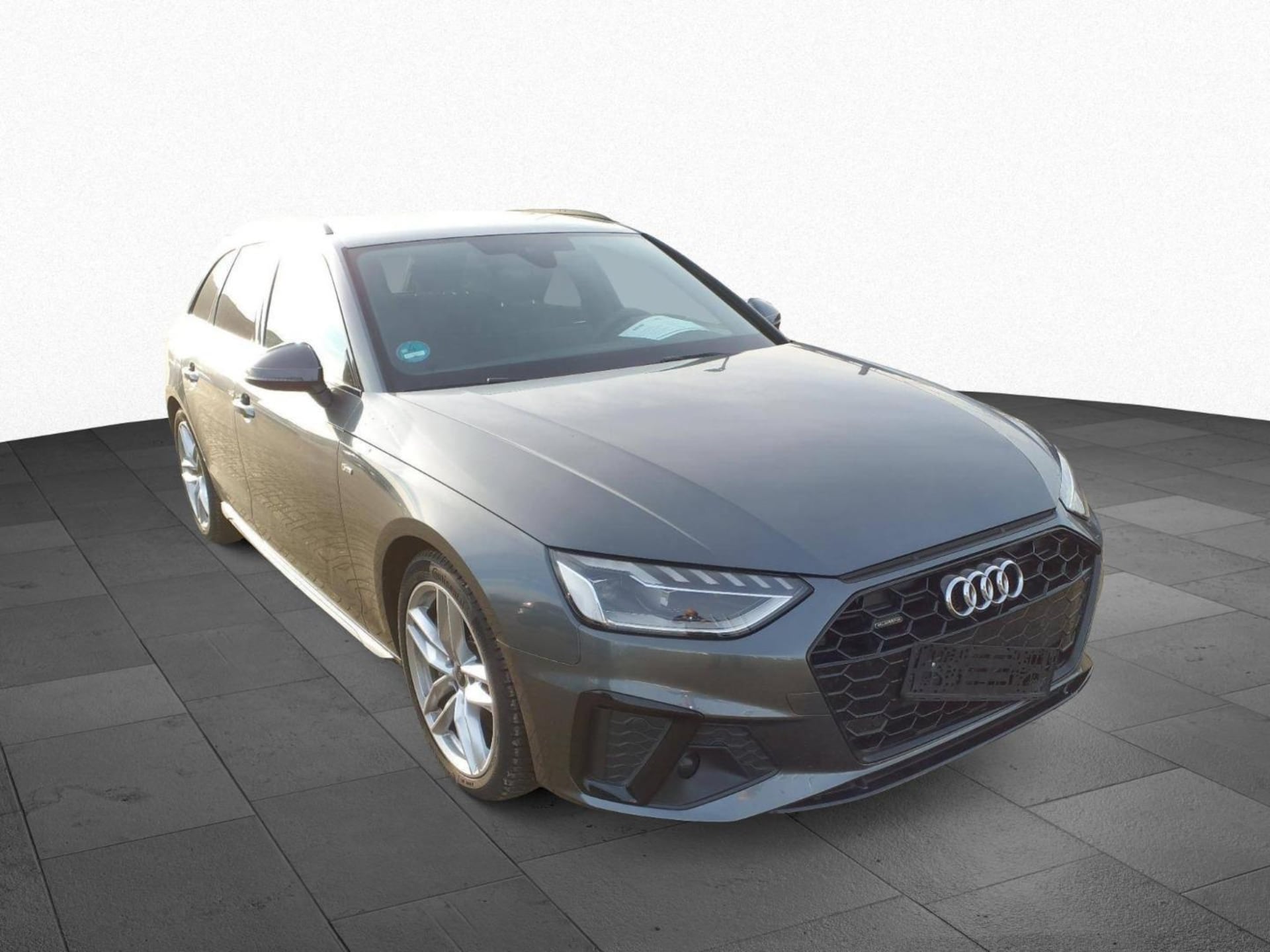 Audi A4 Avant S line