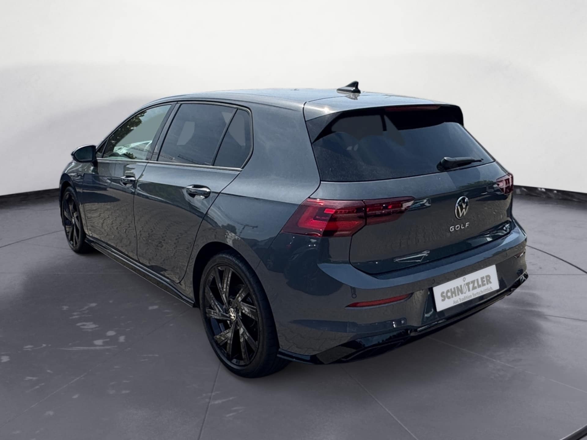 Volkswagen Golf R-Line