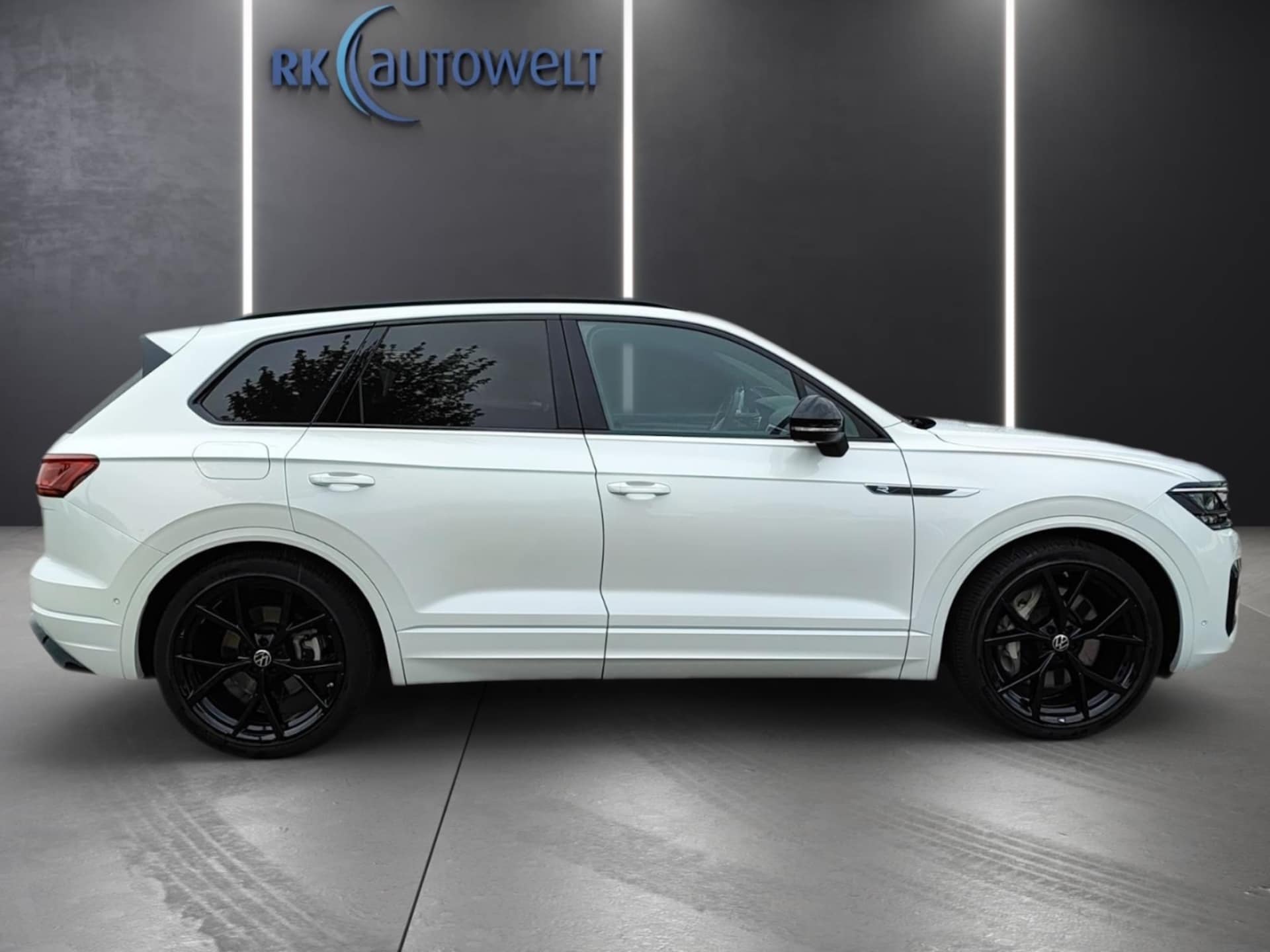 Volkswagen Touareg R