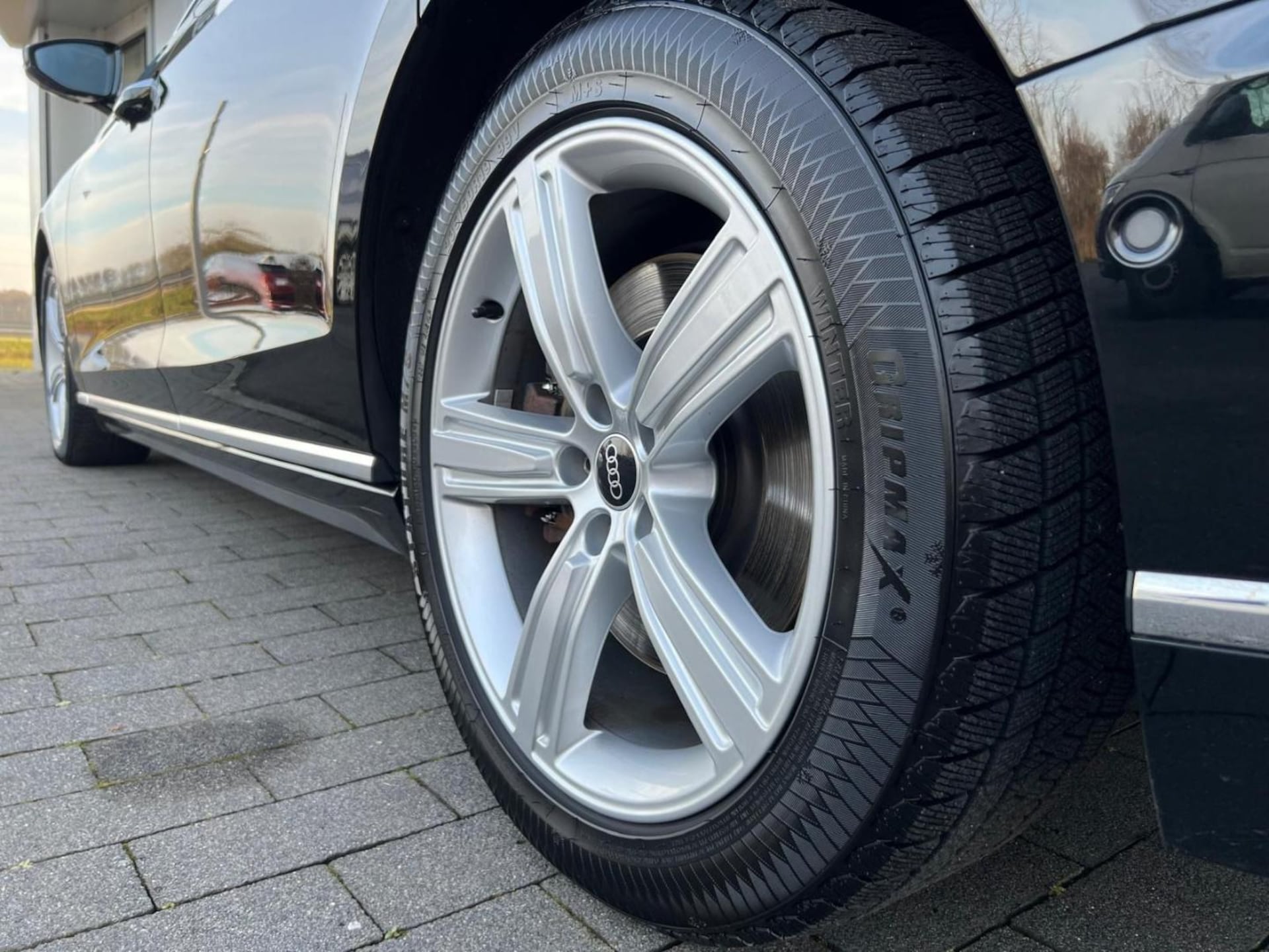 Audi A8 TFSI e