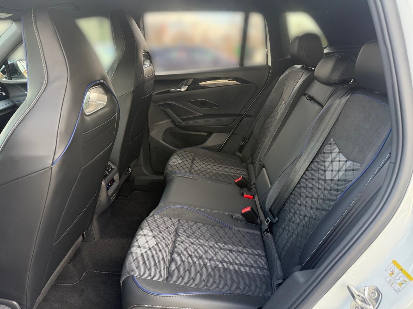 Volkswagen Tiguan – Bild 9