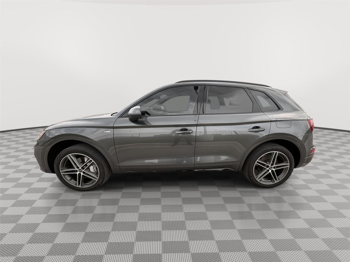 Used 2023 Audi Q5 Premium Plus with VIN WA1E2AFY0P2104242 for sale in Kansas City