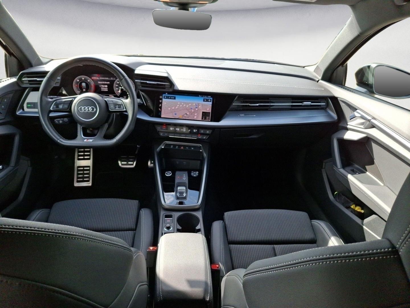 Bild über Audi A3 Sportback 30 TDI S tronic - für weitere Informationen kontaktieren Sie den Audi Partner