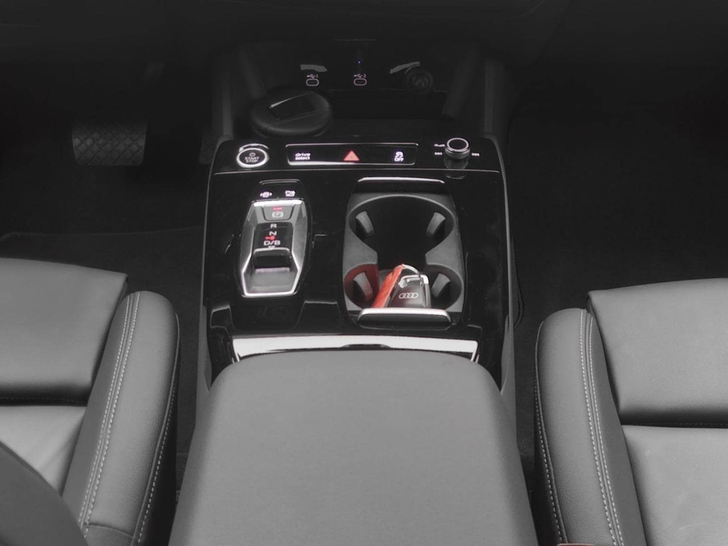 Bild über Audi A6 Sportback e-tron e-tron performance - für weitere Informationen kontaktieren Sie den Audi Partner